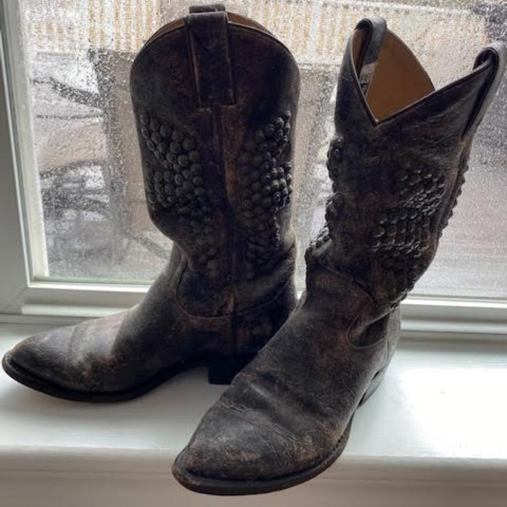 FRYE  distressed studded cowboy boots size 7